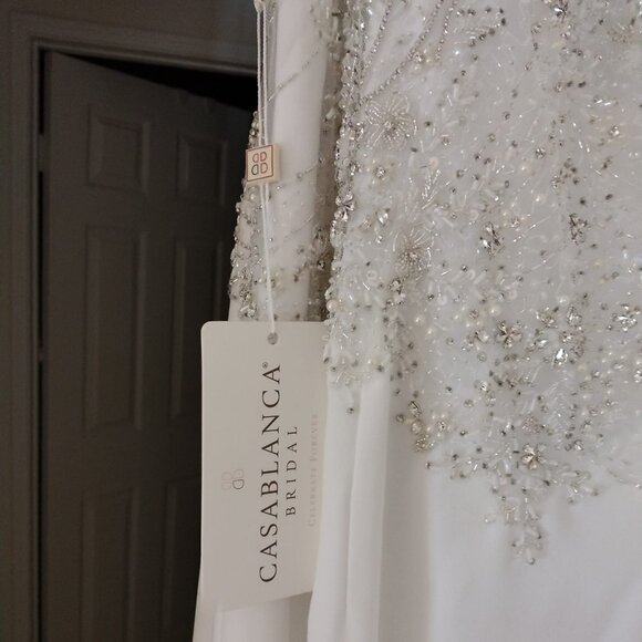 New With Tags/ Casablanca Bridal Wedding Dress - Picture 5 of 7